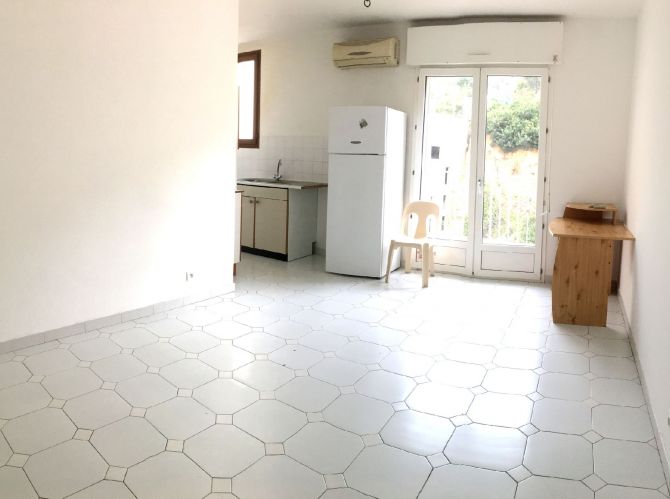 Appartement de type T2 dans une Résidence Agréable 