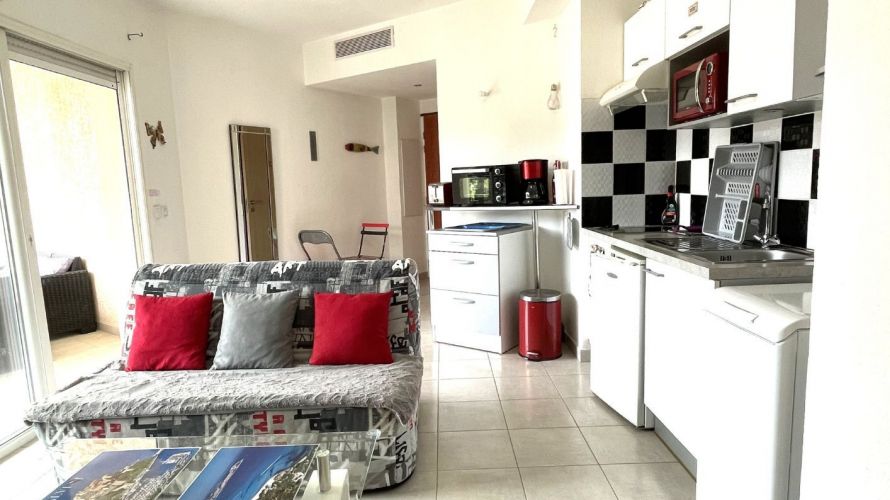 Appartement de Type T2 à 100 m des Plages pour 4 personnes L47 