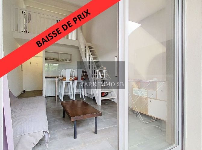 Studio mezzanine en dernier étage 