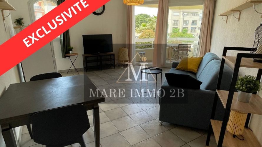 Studio avec terrasse à deux pas de la plage 