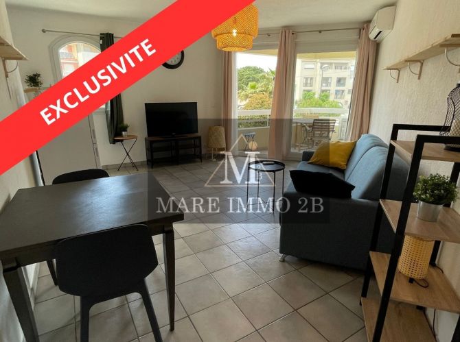 Studio avec terrasse à deux pas de la plage 