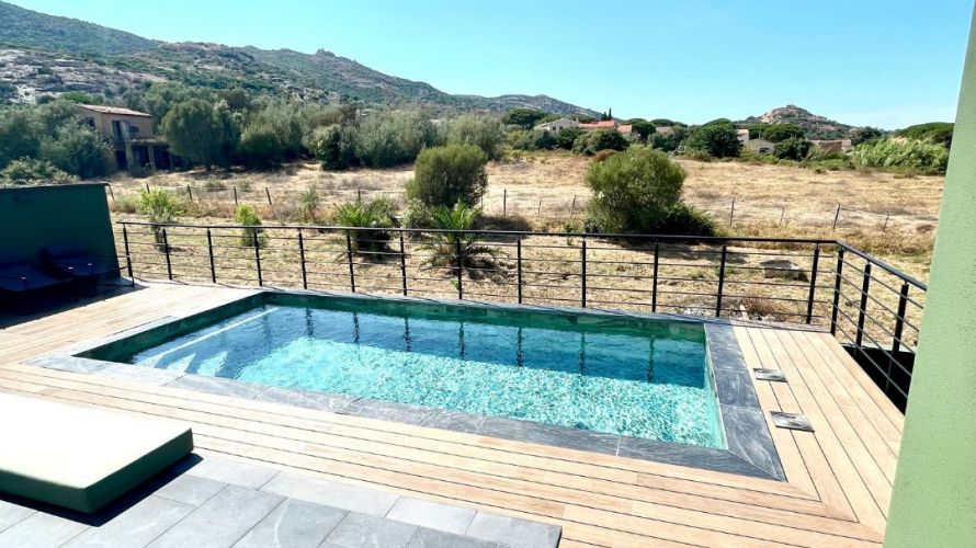 Magnifique Villa avec Piscine à CALVI L14 
