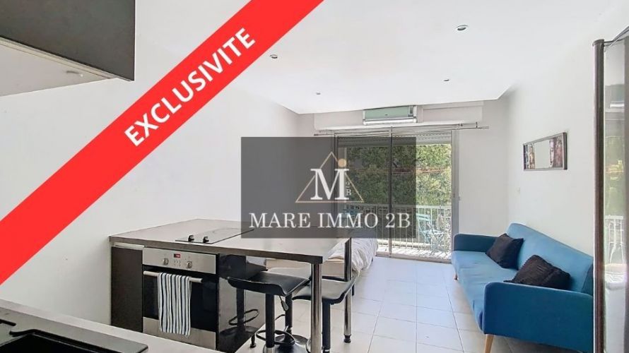 Exclusivité: Centre-ville de Calvi, Calme garanti 