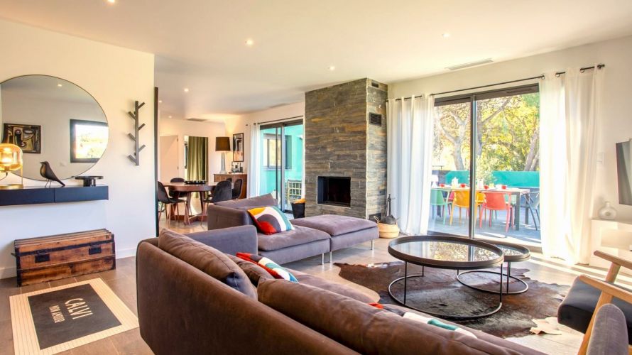 Magnifique Villa avec Piscine à 2km du centre-ville de CALVI L14 