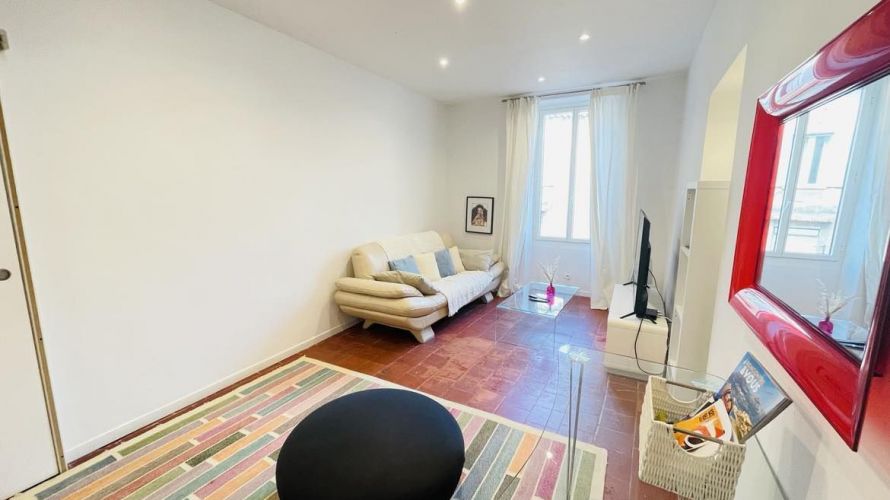 Appartement T2 climatisé au Cœur de Calvi 