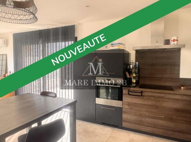 Superbe villa récente avec piscine 