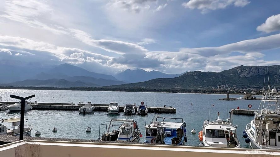 Magnifique appartement de type T3 sur le port de Calvi L42 