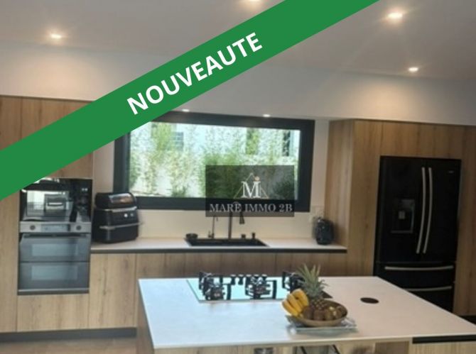 Calvi – Villa d'exception de 183.08m² avec piscine et jardin de 1600m² 