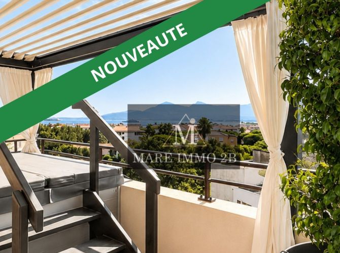 Un bien rare offrant une vue mer et citadelle 
