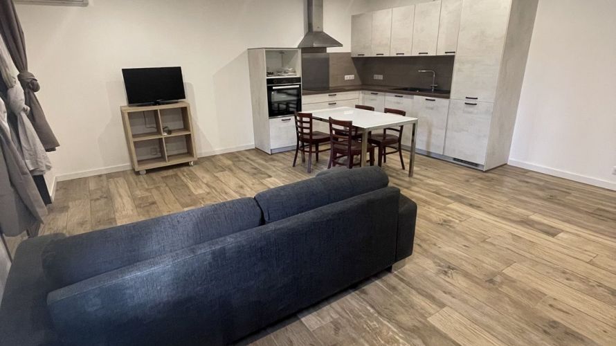 Location annuelle – Bel appartement T2 à l'entrée de Calvi 